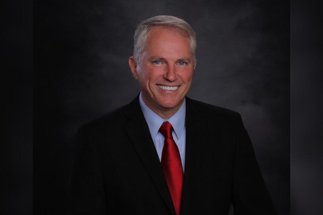 Texas Doctor Questions Whether ‘Frankenstein Viruses’ Causing Spike in Disease