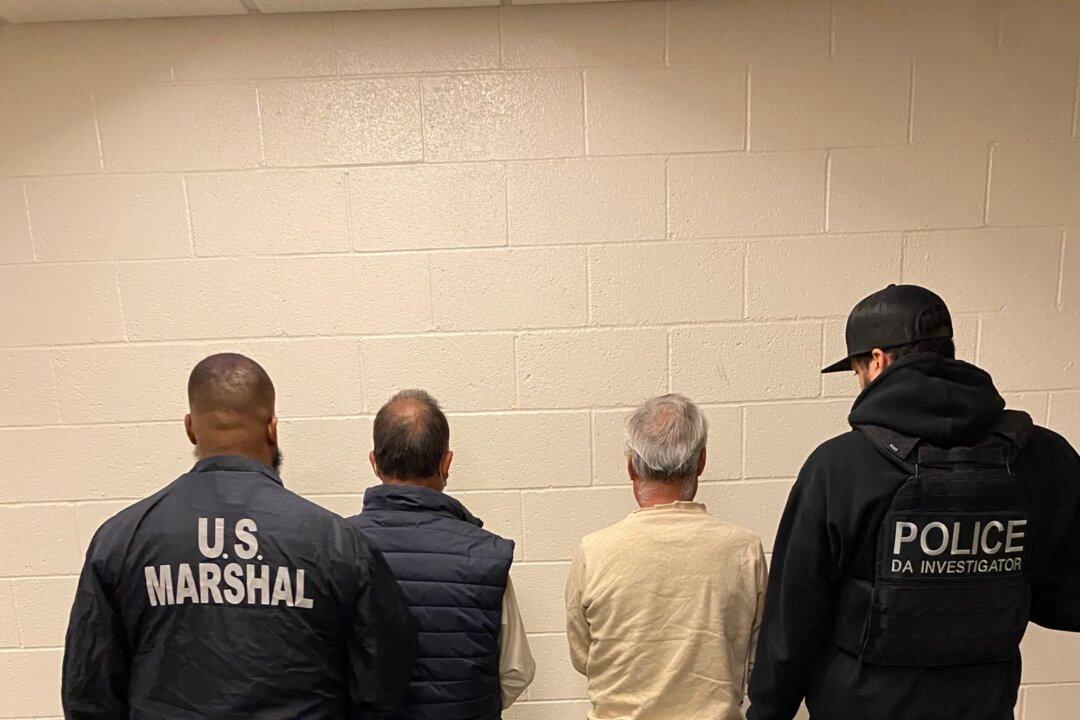 2 Fugitives Arrested in Mexico, Extradited to Riverside to Face Trial