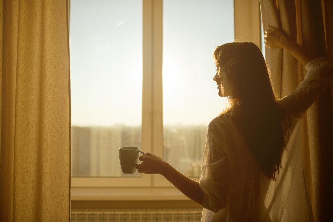 The 1st Things You Do in the Morning Can Fight Depression