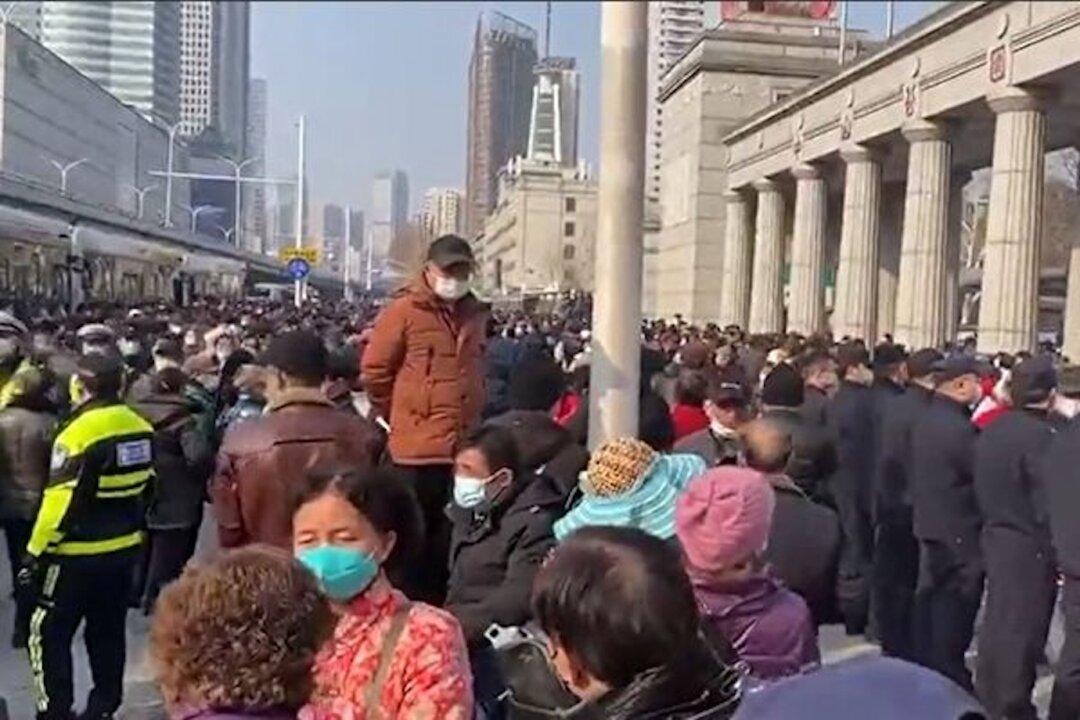 Wuhan’s Elderly Expose Chinese Authorities’ Retaliation Against Health Reform Protests