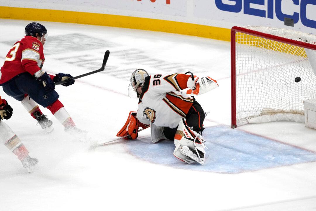 Panthers Slip Past Ducks With 4–3 OT Victory