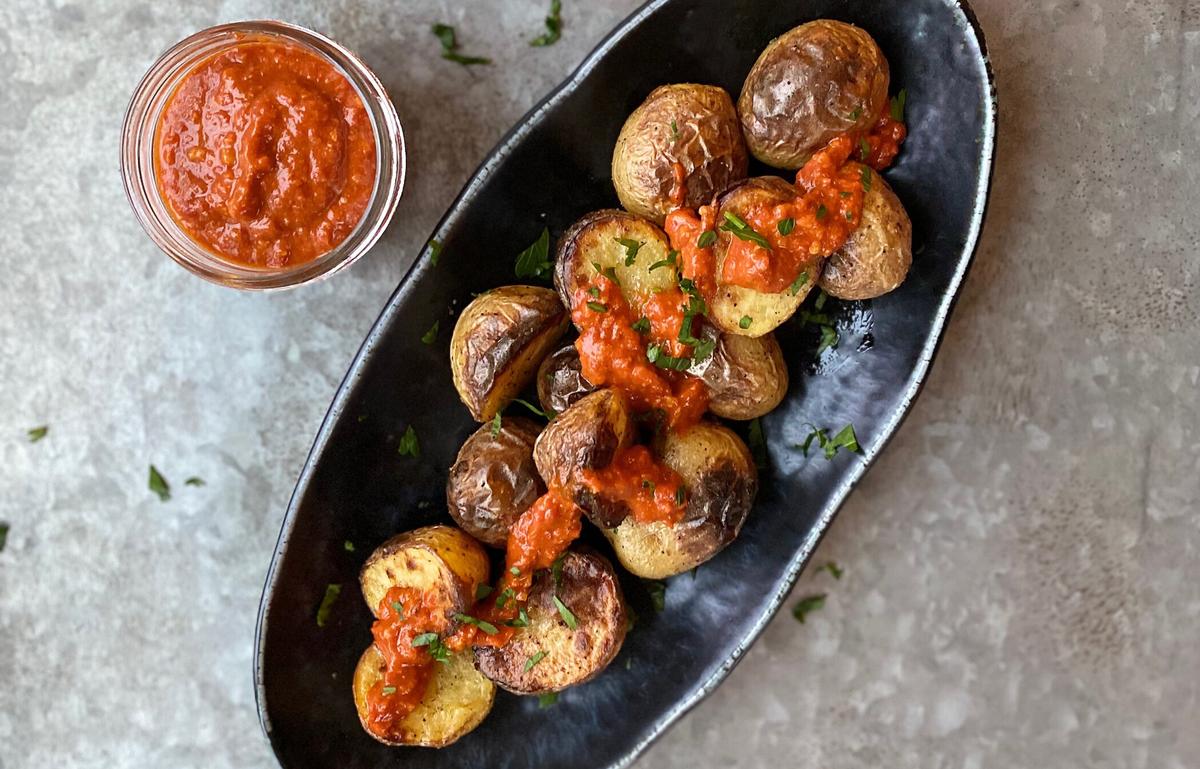 Pantry Ingredients Are All You Need for This Smoky, Romesco-Inspired Sauce