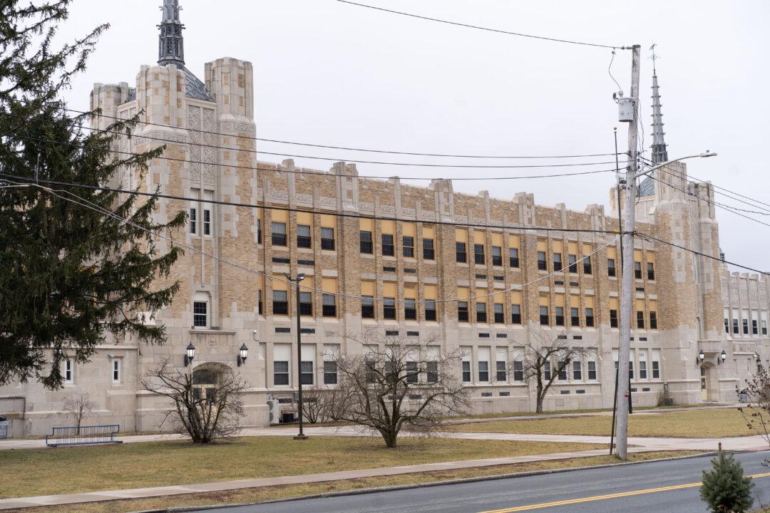 Middletown’s Twin Towers Middle School to Start $81 Million Renovation