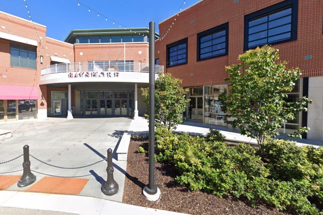 Wisconsin Mall Parking Garage Partially Collapses, Crushing Multiple Vehicles