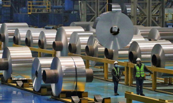 Aluminum Prices Shrug Off 200 Percent US Import Tariffs for Russia