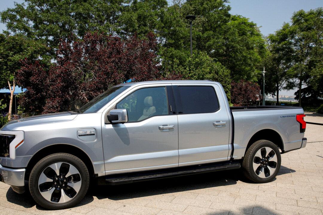 Ford to Drop AM Radio From Most New Vehicles