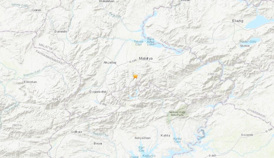 New Turkey Quake Kills 1 Person, Flattens More Buildings