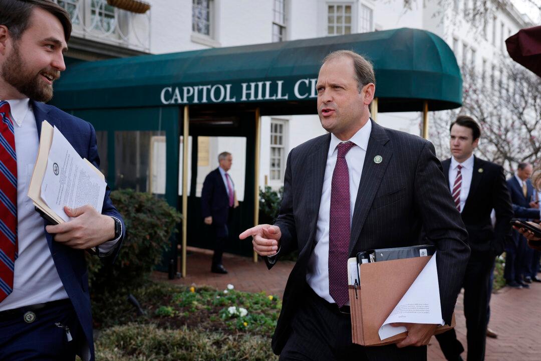 House Votes to Block Biden Administration’s ESG Investment Rule