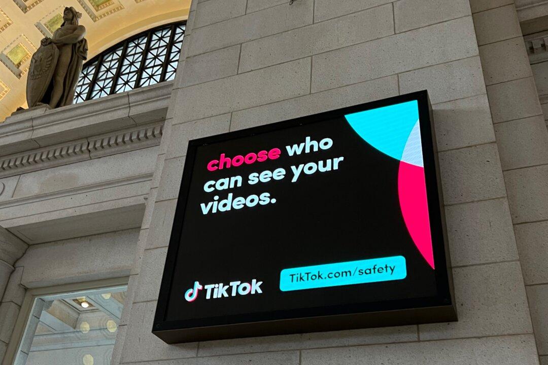 TikTok a CCP ‘Intelligence Weapon’: Experts Sound Alarm on Threat