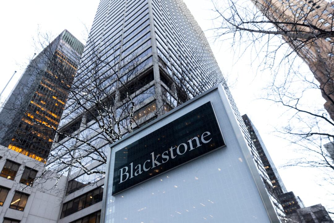 Blackstone Blocked Investor Withdrawals From $71 Billion REIT in February