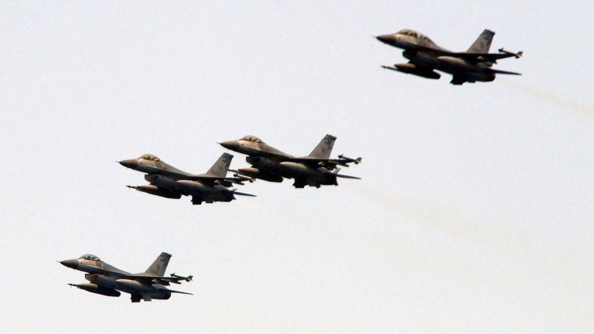 Taiwan Deploys Fighters After China Sends 25 Warplanes, 3 Ships Toward Island