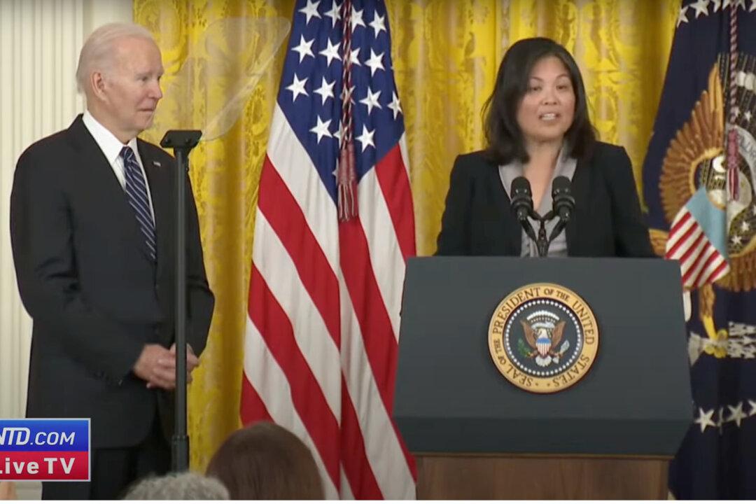 Senate Panel Advances Biden’s Labor Secretary Nominee Julie Su