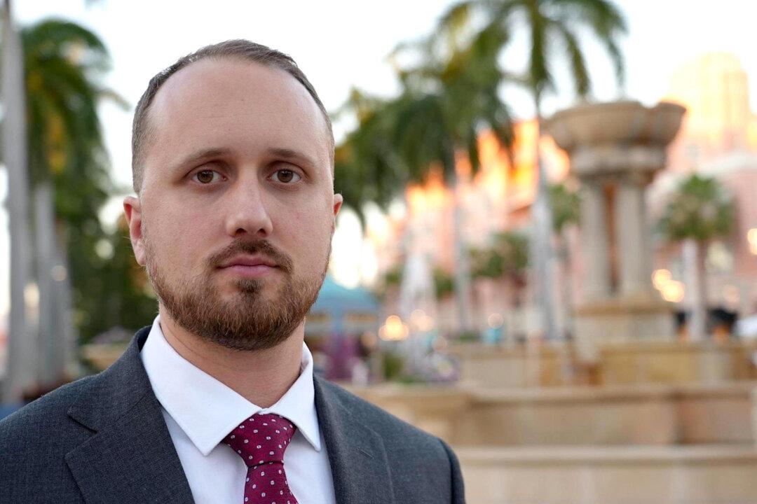 Online Influencer Who Posted Hillary Clinton Meme Found Guilty of Interfering in 2016 Election