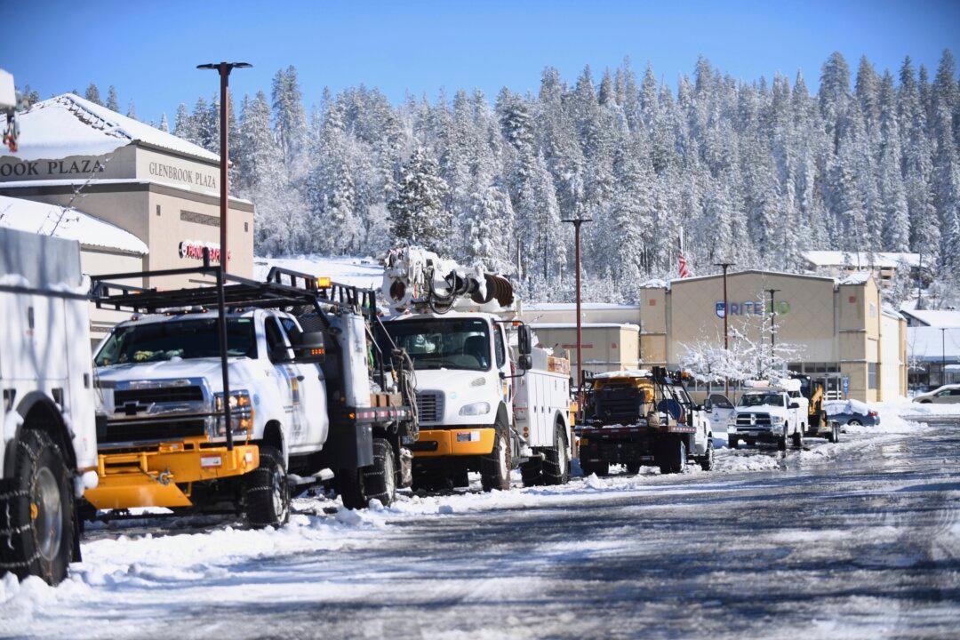 Tornadoes, Power Outages as Storm Crosses Texas, Louisiana