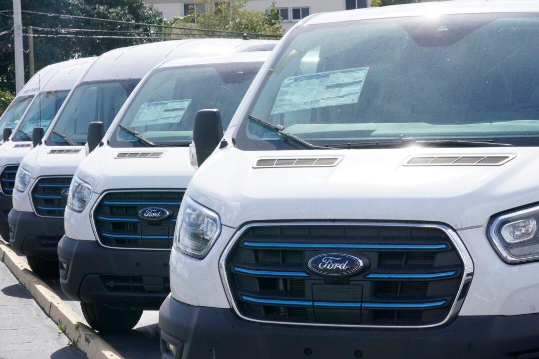 Ford to Raise Production as US Auto Sales Start to Recover