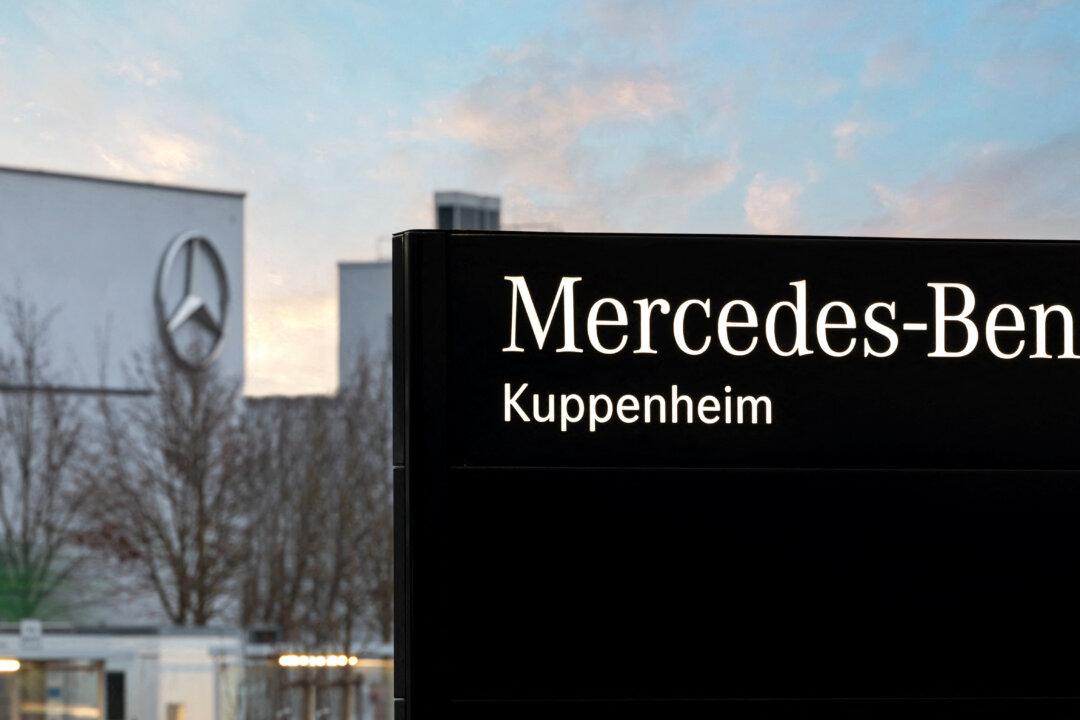 Mercedes-Benz Begins Building Battery Recycling Factory in Southern Germany