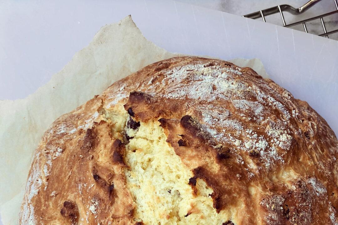 Soda Bread, Simple and Quick