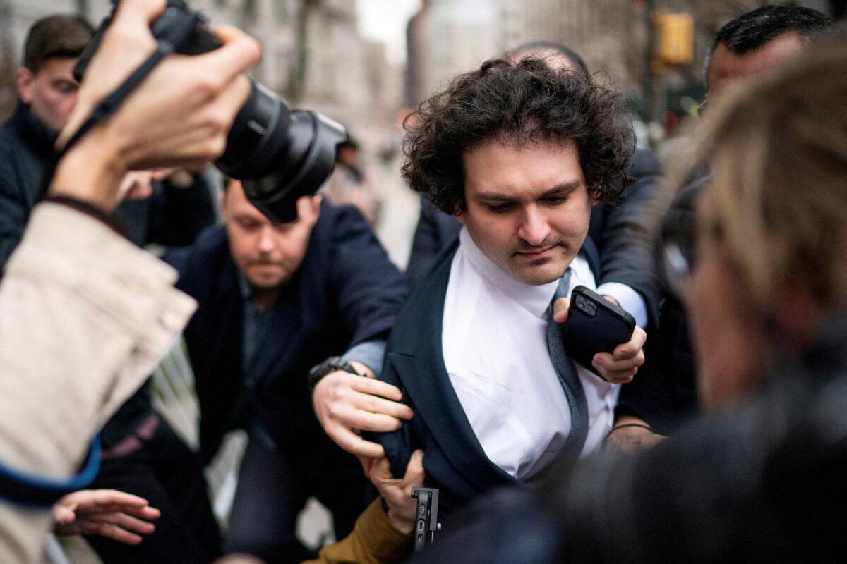 Former FTX chief executive Sam Bankman-Fried, who faces fraud charges over the collapse of the bankrupt cryptocurrency exchange, arrives at the Manhattan federal court in New York on Feb. 16, 2023. (Eduardo Munoz/Reuters)