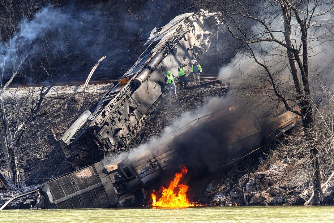 3 Injured in West Virginia Train Derailment That Sent Diesel Fuel, Oil Into River