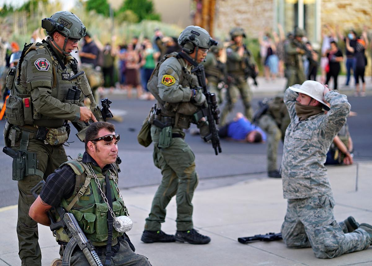 New Mexico Advances Legislation to Curb Paramilitaries