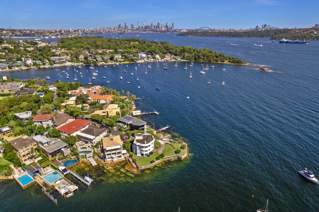 Sydney Harbour Mansion