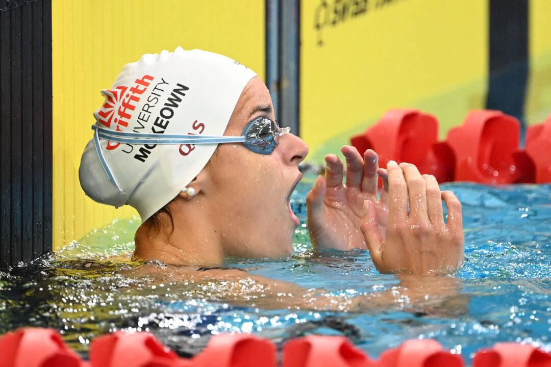 Swim Star McKeown Breaks 200M Backstroke World Record
