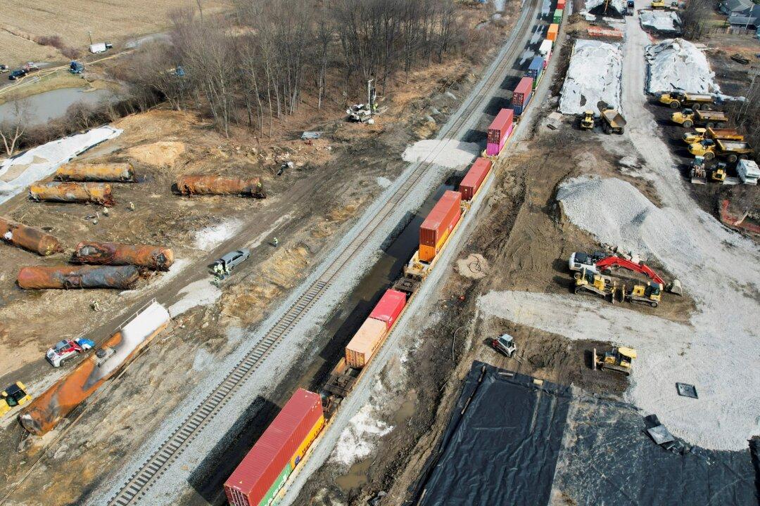 House Republicans’ Deregulation Drive Could Be Derailed by Spate of Train Wrecks