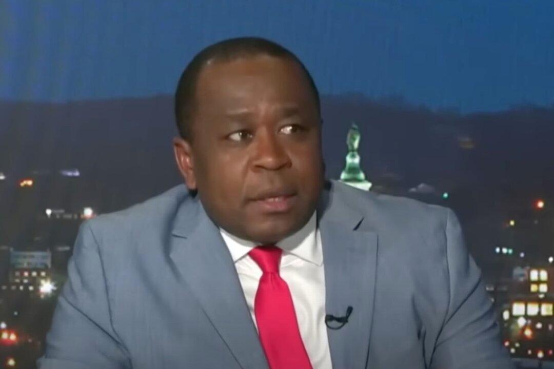 African Journalist Kicked Out of White House Correspondents Association, Says It Has Double Standard