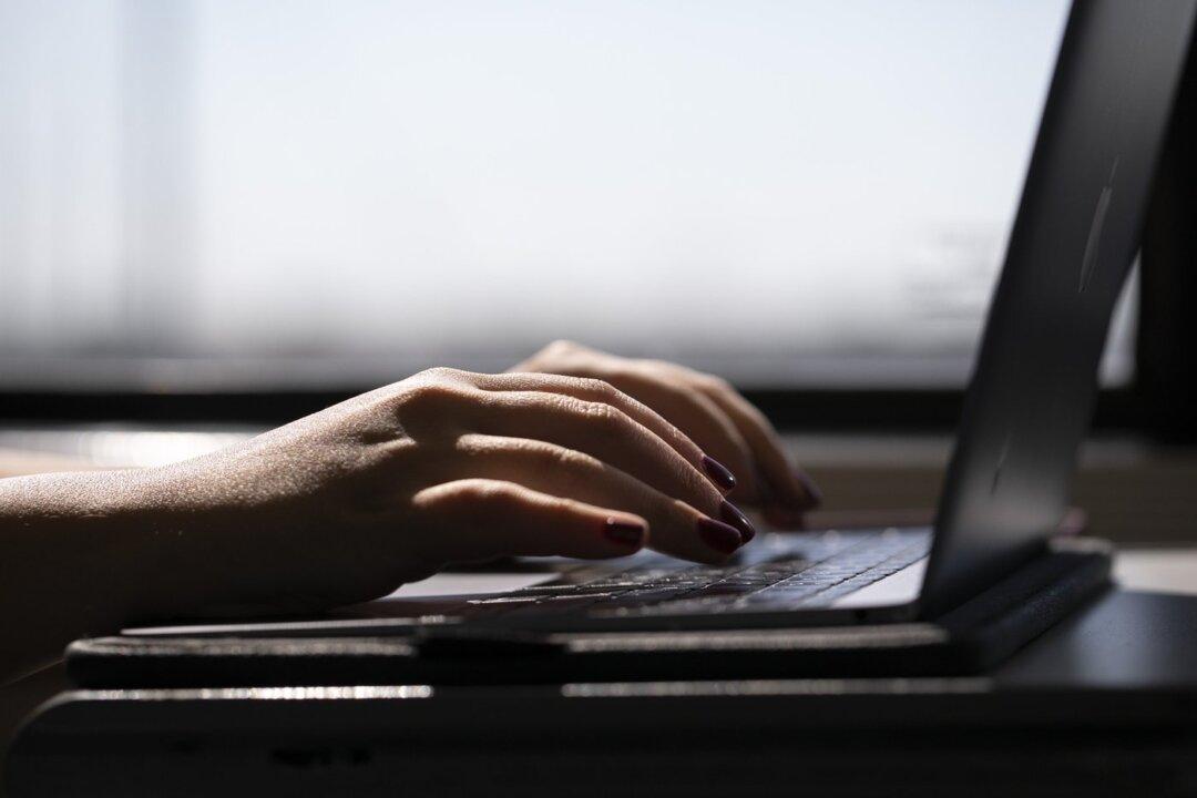 ‘Recovery Scams’ Targeting Sextortion Victims Are on the Rise, Experts Warn