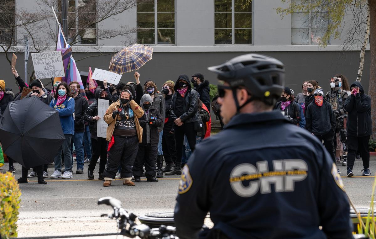 Antifa Assaults Journalists, Observers Ahead of Detransitioner Rally in California