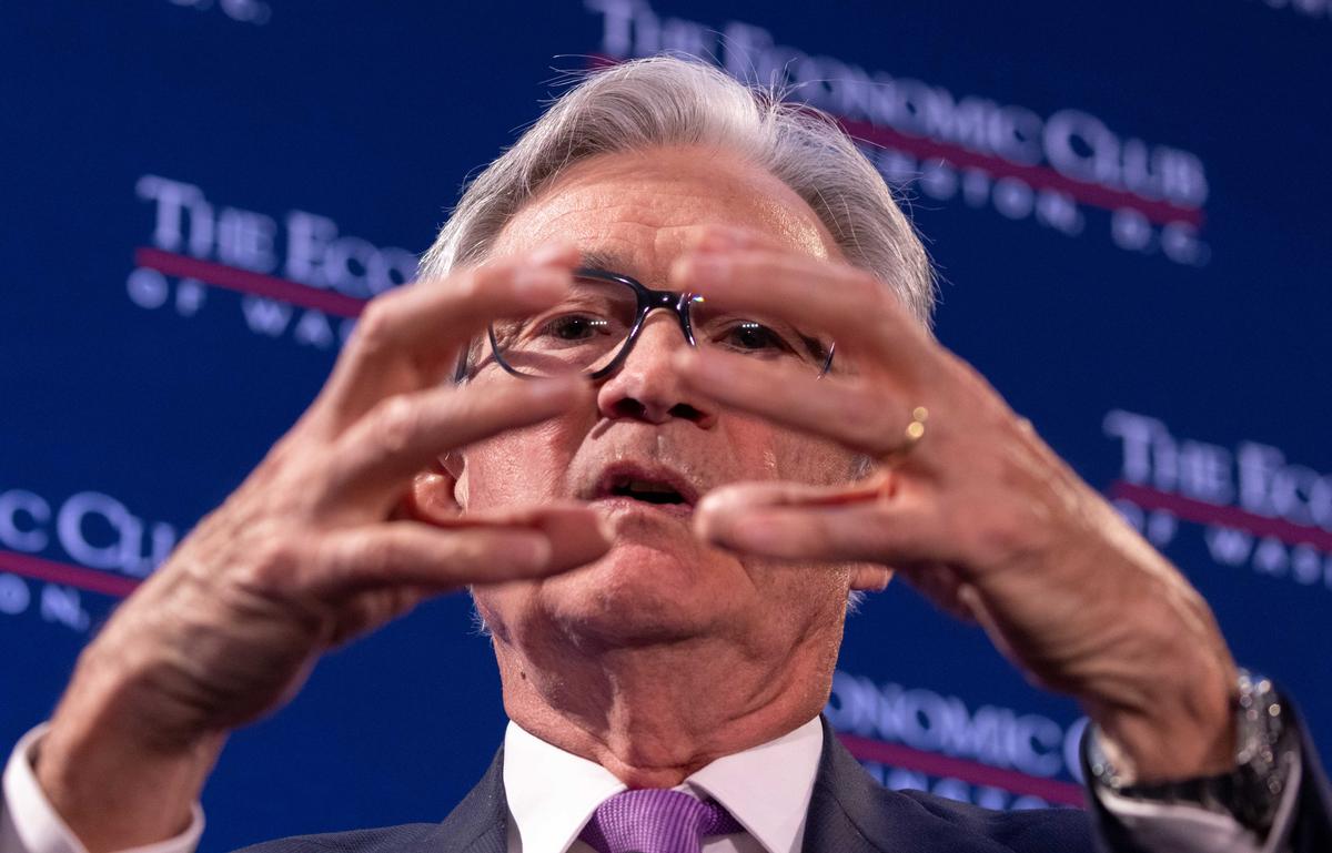 The Fed’s Dilemma: Fight Inflation or Save Failing Banks