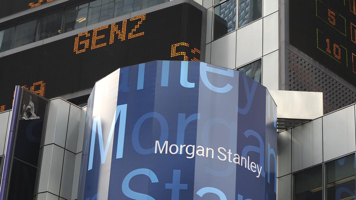 Morgan Stanley Warns Investors to Sell Stock Rebounds That May Follow Government Intervention in SVB Collapse