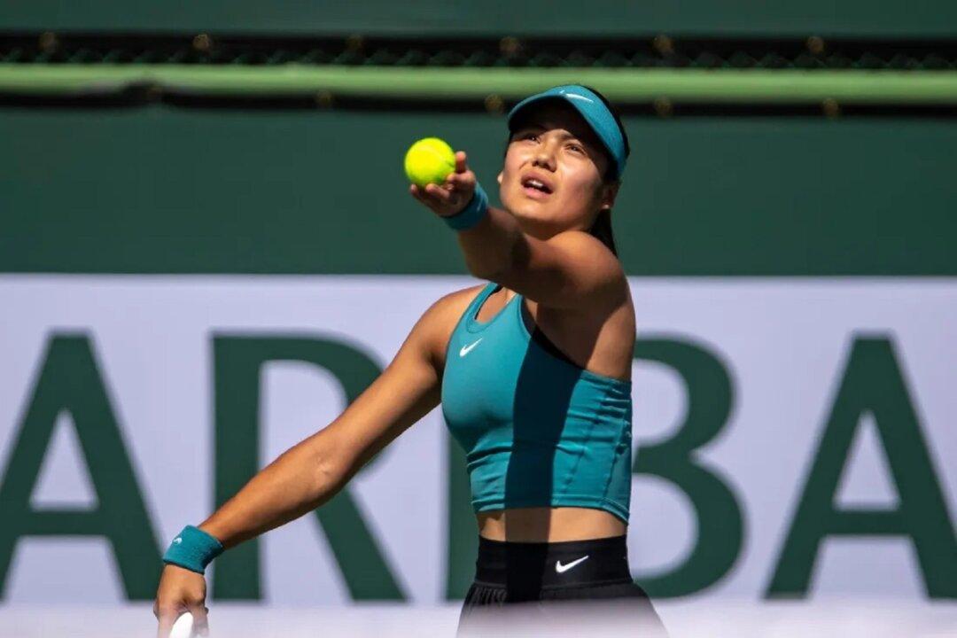Emma Raducanu Keeps Rolling in Indian Wells