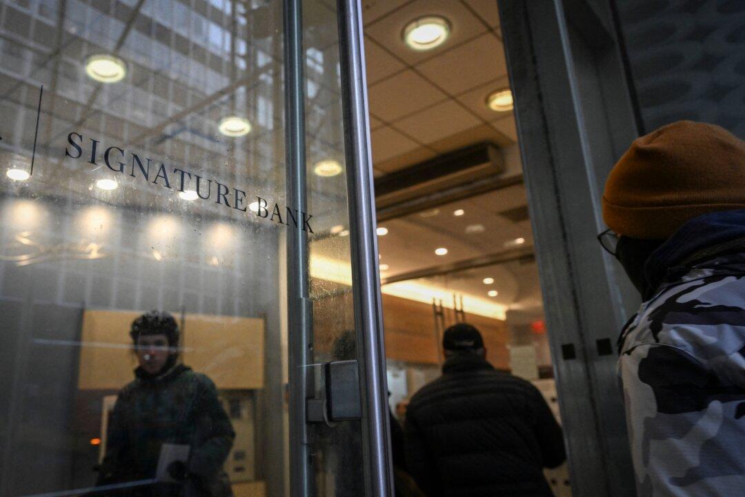 Behind the Banking Crisis That Shook the Financial System