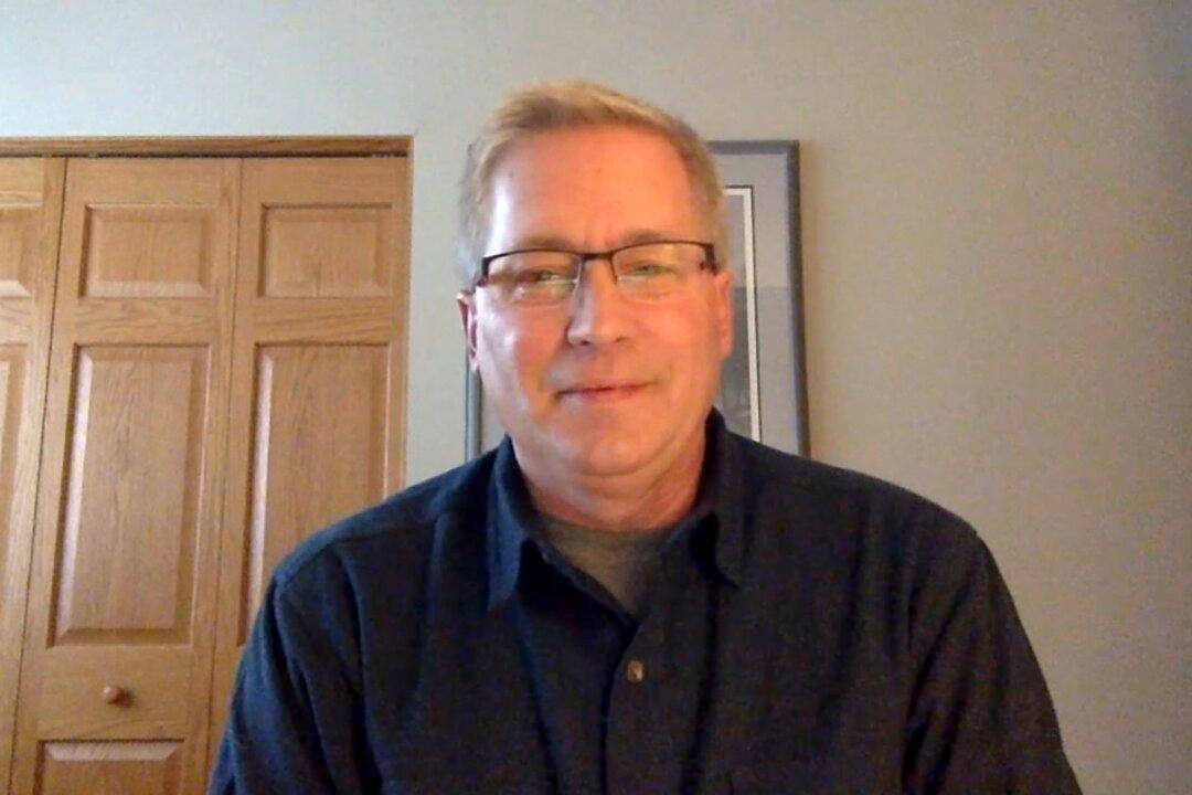 It’s ‘Applicable for Me’: Christian Finds Falun Gong Founder’s Article About Spirituality Enlightening