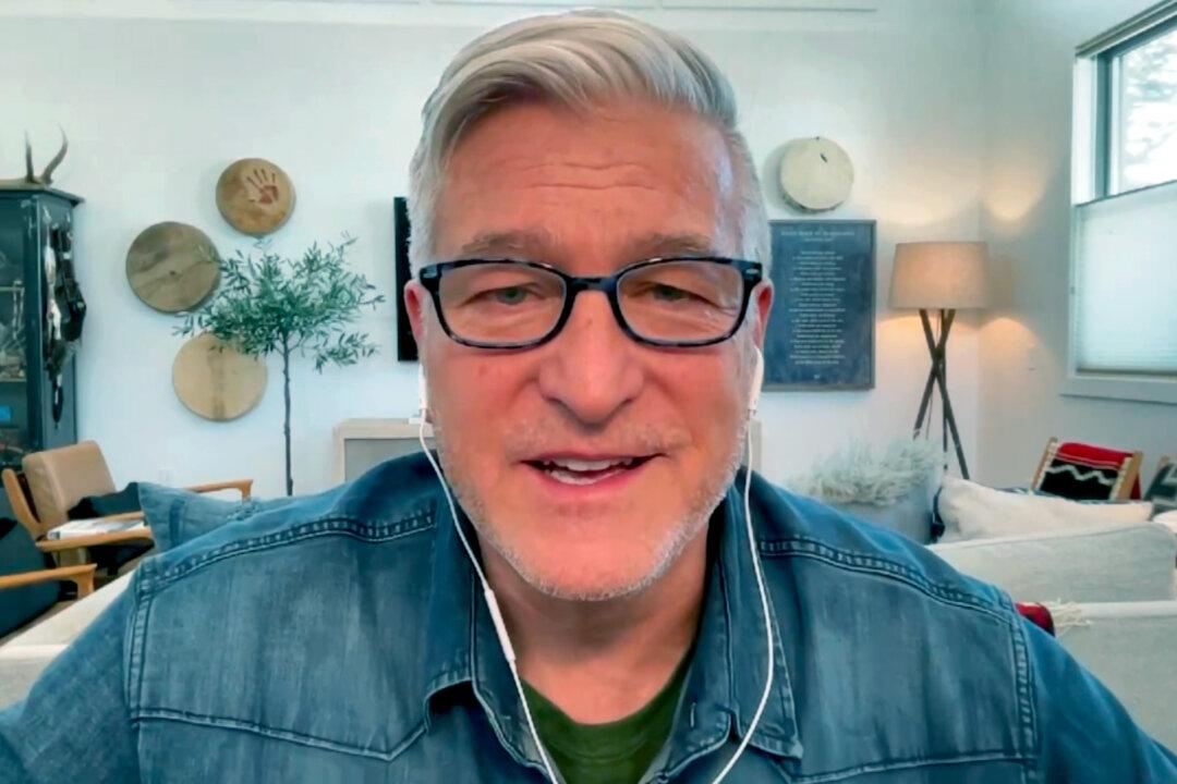 After Losing Wife and Son in Fatal Accident, Man Asks God for Forgiveness, Receives Vision