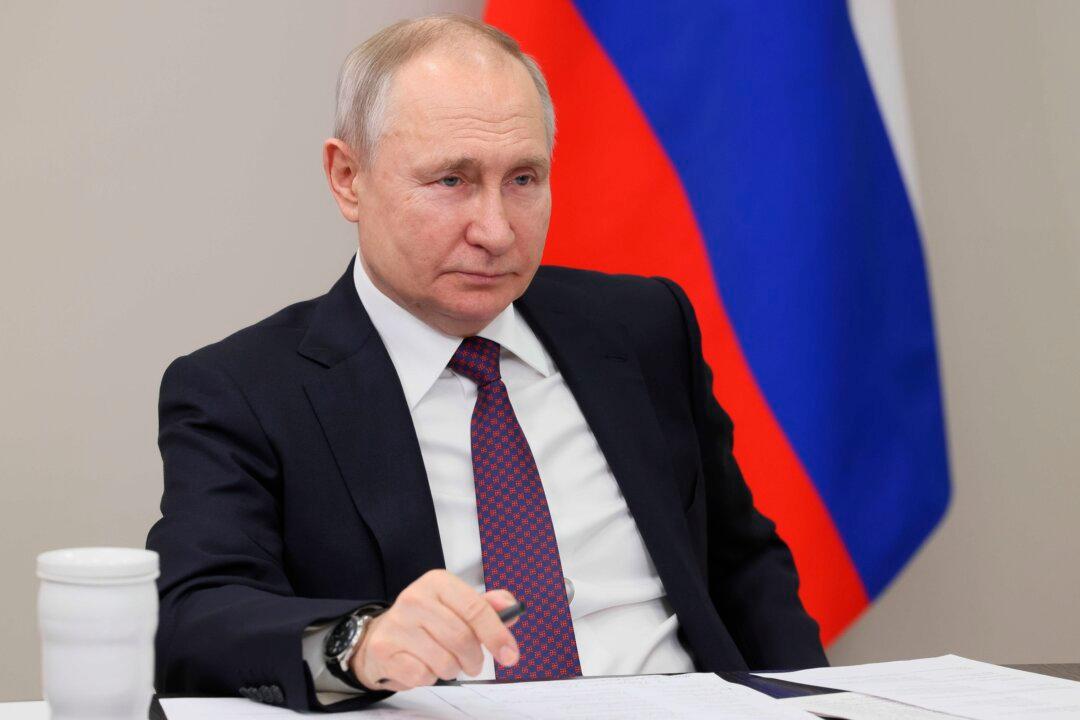 International Arrest Warrant Issued for Vladimir Putin