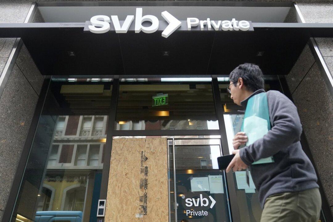 Federal Reserve Concedes It ‘Failed’ in Lead-Up to Silicon Valley Bank Collapse