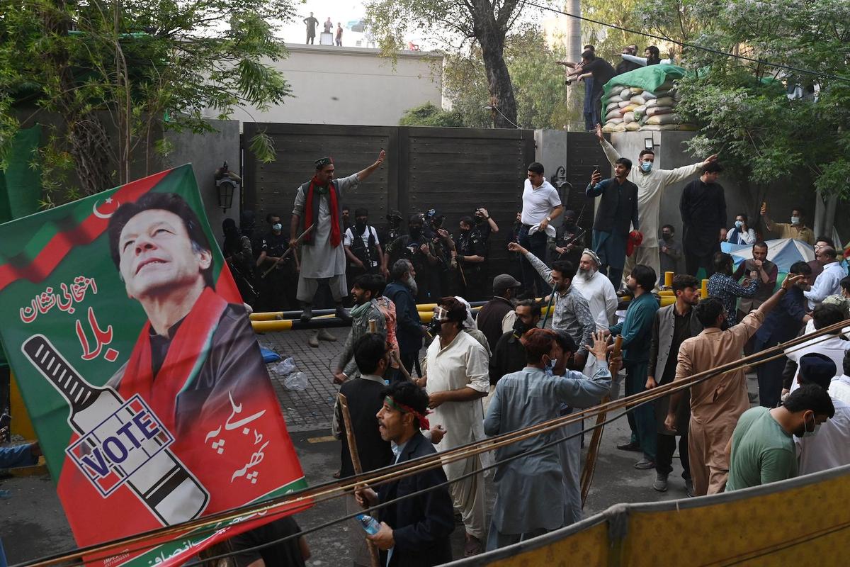 Pakistan Urged to Cease Using ‘Abusive Measures’ Against Imran Khan’s Supporters