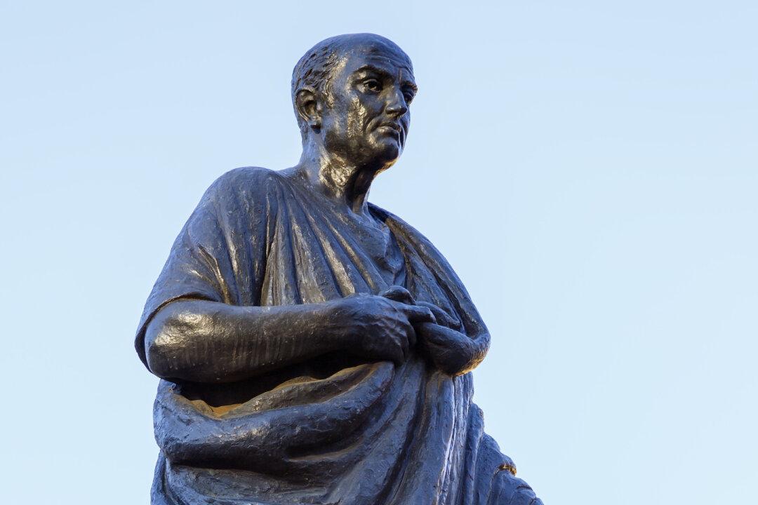 4 Stoic Principles to Withstand the World