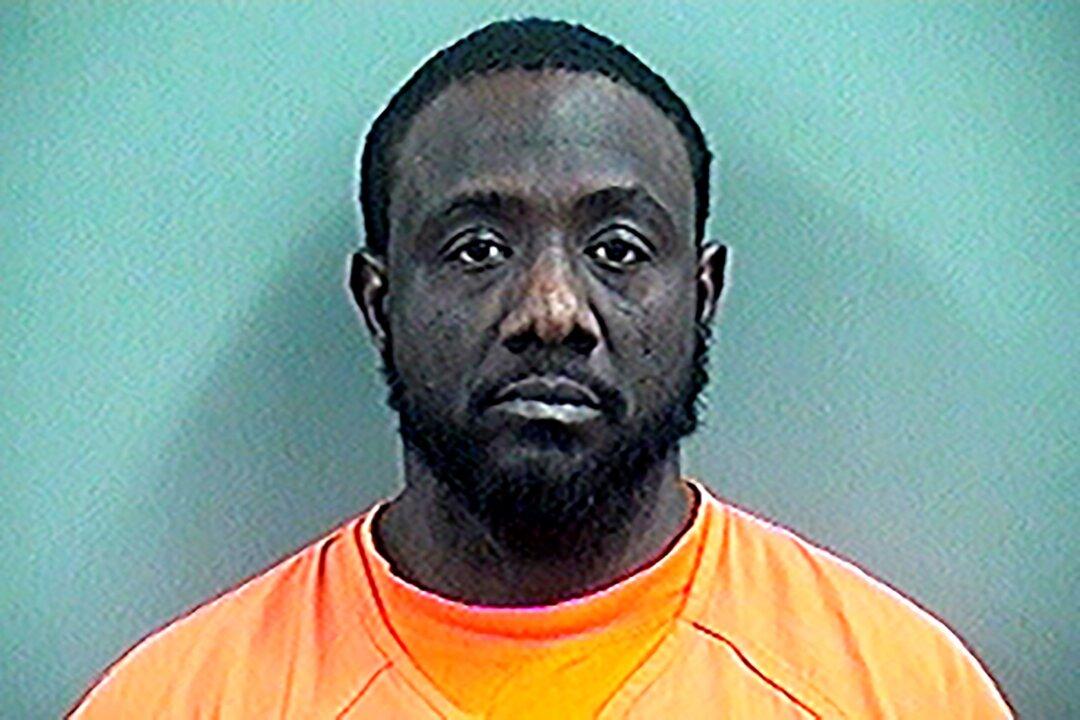 Oklahoman Pleads Guilty to Killing 3, Cutting Heart From 1