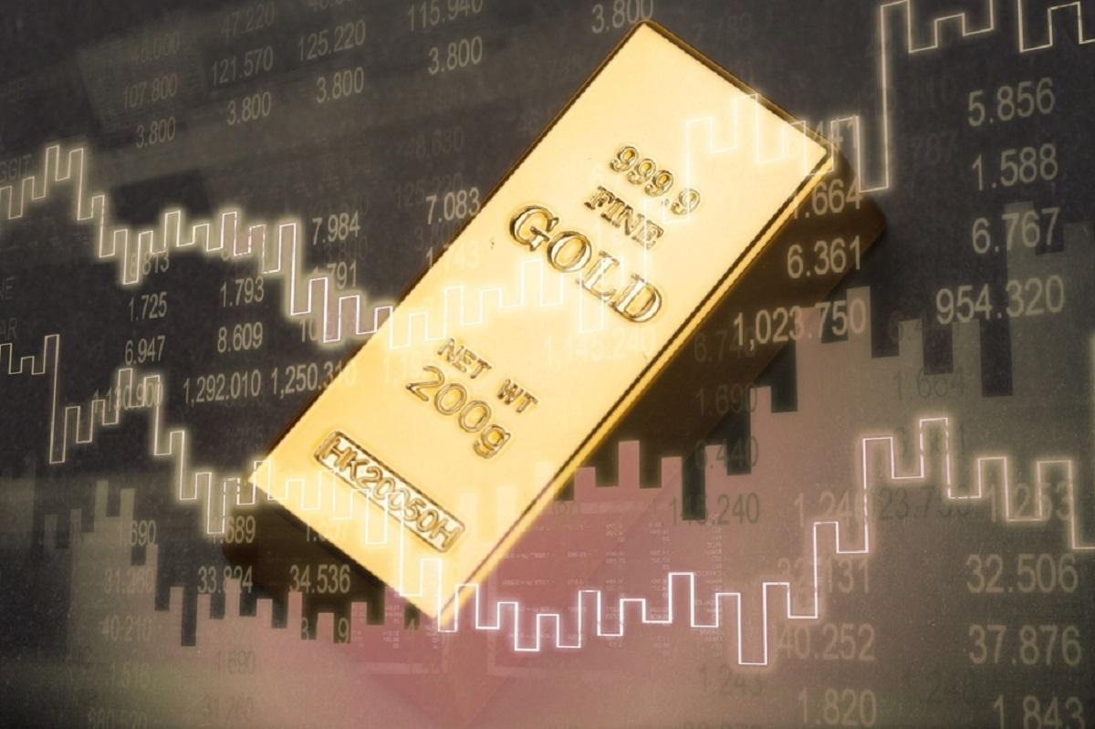 Why Does the Price of Gold Fluctuate?