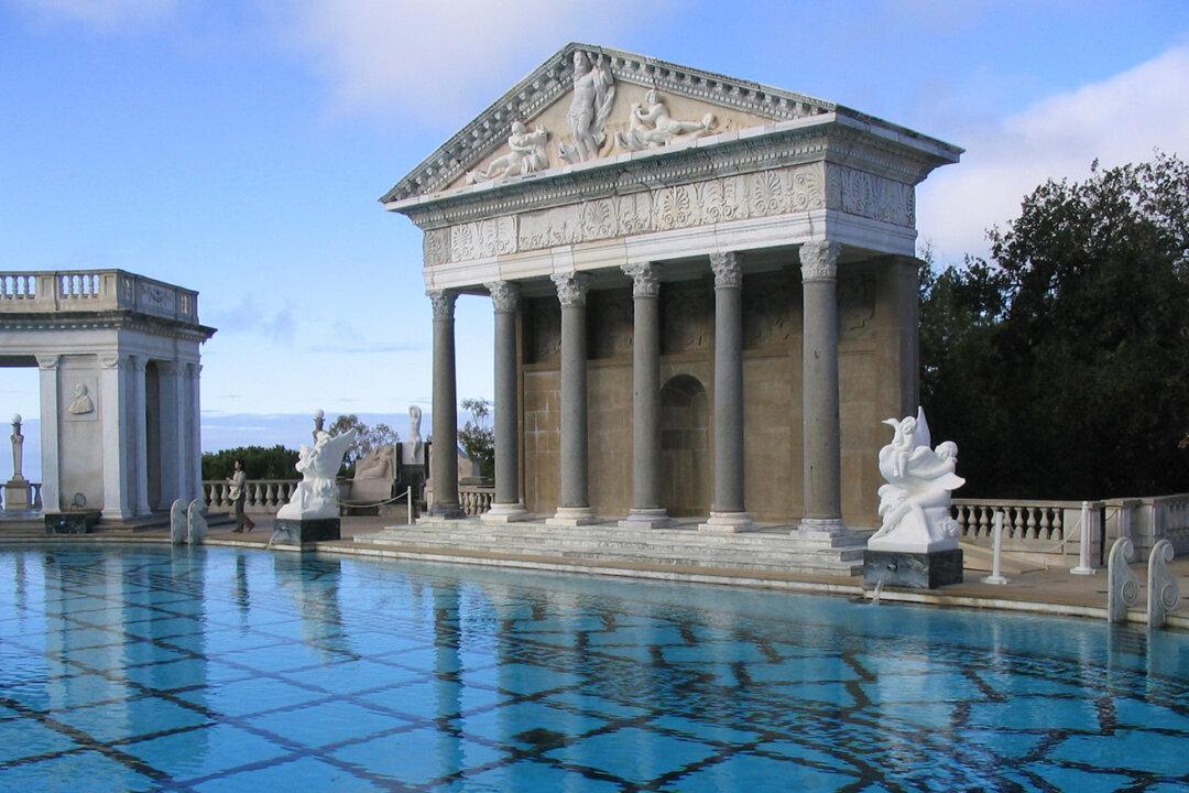 The Genius of Collaboration: Architect Julia Morgan’s Valuable Contributions