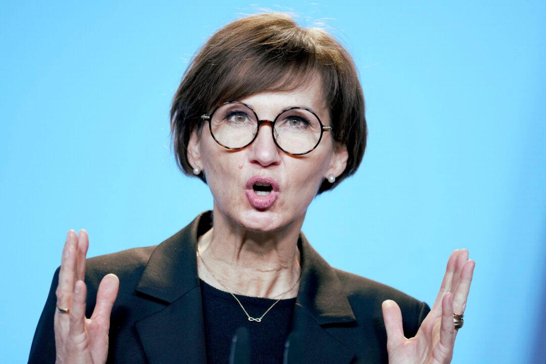 German Minister to Make Official Visit to Taiwan in Decades-Long First