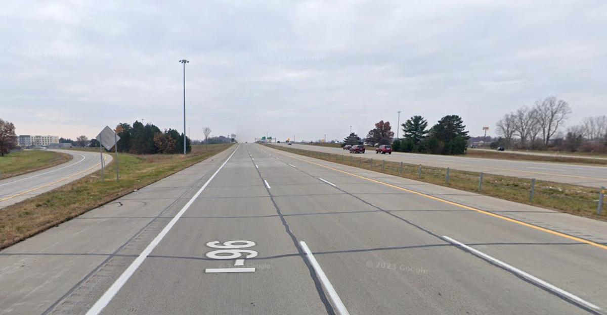 I-96 Reopens in Michigan After 150-Vehicle Pileup; 16 Hurt