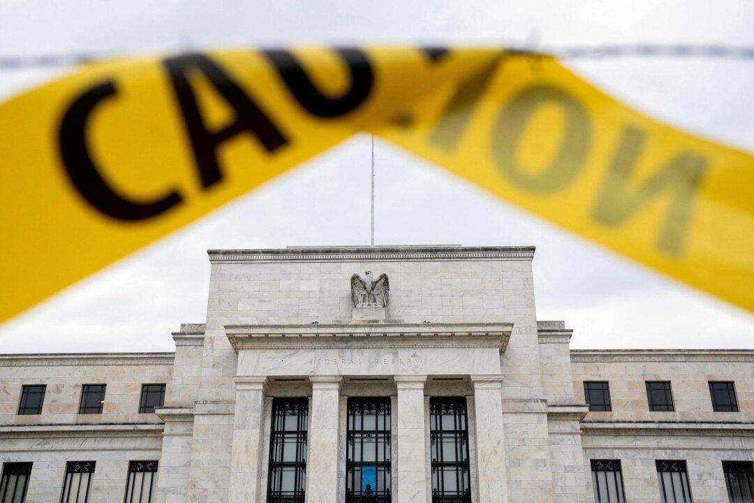 Money Supply Shrinks at Fastest Pace Since Great Depression