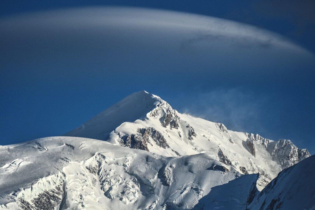Avalanche: 2nd Body Found of Swedish Skiers Near Mont Blanc