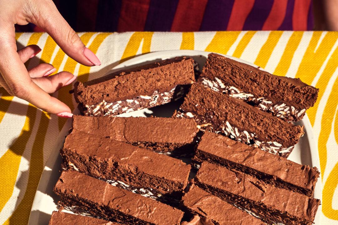 This Delicious ‘Kit Kat’ Recipe Is Passover-Approved