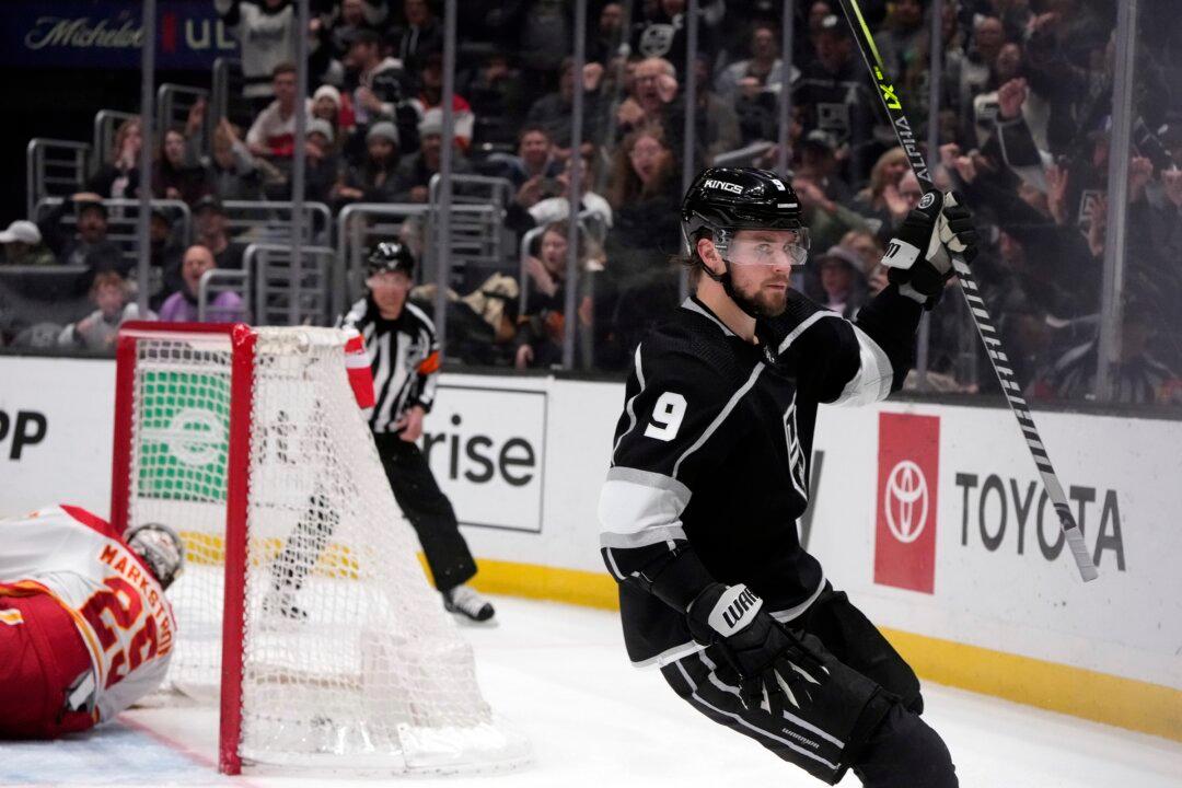 Kempe Leads Kings Into 1st Place With 8–2 Win Over Flames