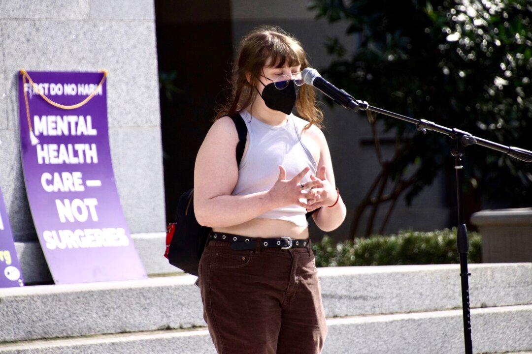 Another Former Trans Teen to Sue Medical Provider Over Double Mastectomy at 13
